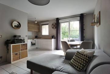 Gîte pour 2 personnes, avec terrasse et vue, animaux acceptés à Moissy-Cramayel