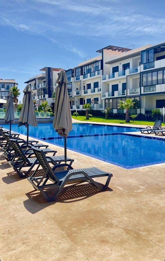 Appartement de vacances pour 5 personnes, avec piscine ainsi que balcon et jacuzzi