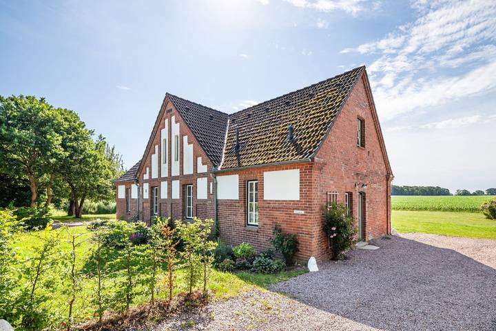 Ferienhaus für 8 Personen, mit Terrasse und Garten