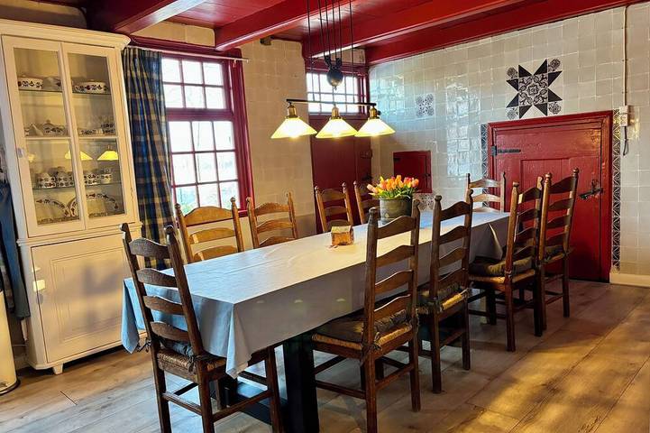 Ferienhaus für 13 Personen, mit Sauna und Garten