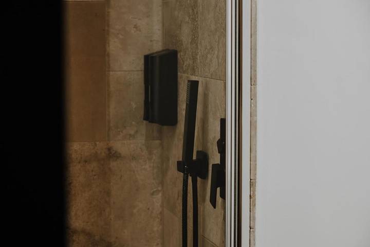 Chambre d’hôte pour 2 personnes, avec vue ainsi que jardin et sauna, animaux acceptés à Beauraing - 3