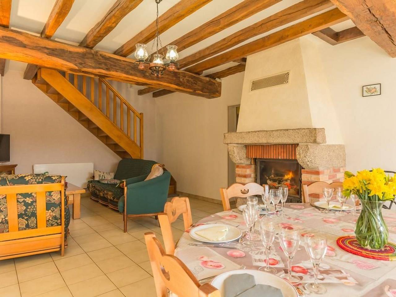 Spacious home at the heart of Morvan, ideal for families and pets in Sincey-lès-Rouvray, Montbard region