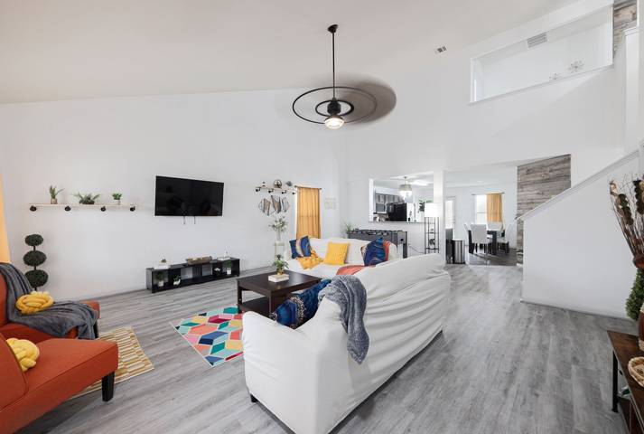 Vacation rental for 12 people, with terrace in Texas Hill Country