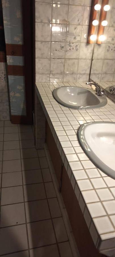 Appartement de vacances entier, Double Room with Shared Bathroom in Grand-Brassac, Périgord Vert