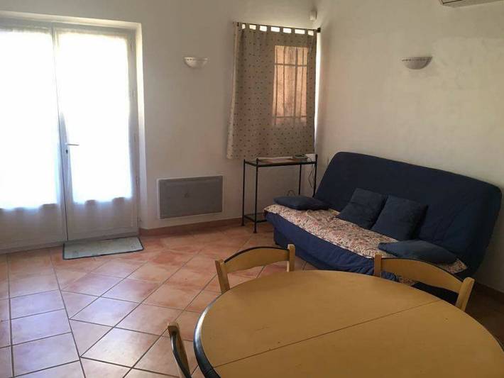Gîte pour 4 personnes, avec terrasse ainsi que piscine et jardin dans le Vaucluse - 4