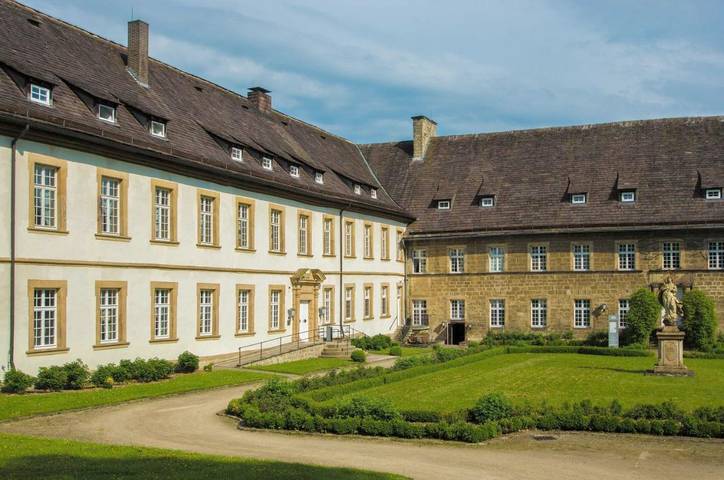 Hotel, mit Terrasse und Garten sowie Ausblick