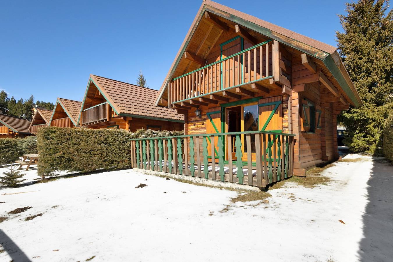 Chalet "Maison De Bois Finlandaise" con 2 terrazze private e balcone in Bolquère, Parco naturale regionale dei Pirenei catalani