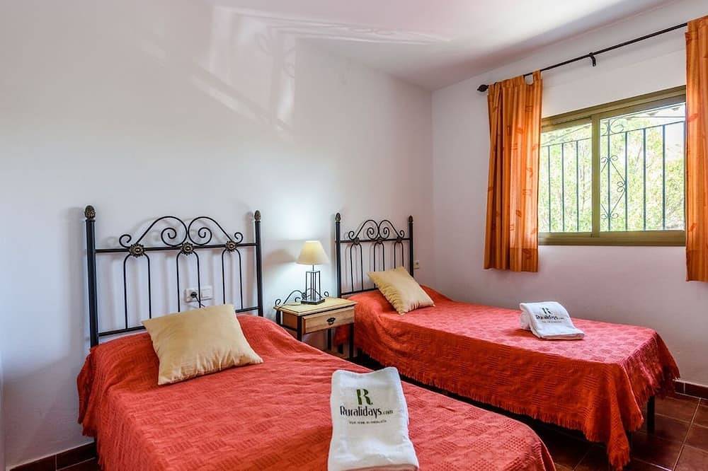 Casa Los Pérez Sedella by Ruralidays in Sedella, Málaga Provinz