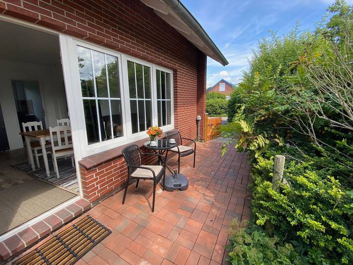 Ferienwohnung für 2 Personen, mit Garten und Terrasse am Jadebusen