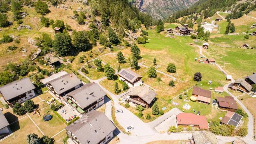 Bungalow für 10 Personen, mit Ausblick im Wallis