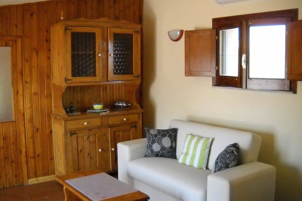 Independent Apartment in a Mediterranean style 's villa in Augusta (Sicily), Augusta (Municipality)