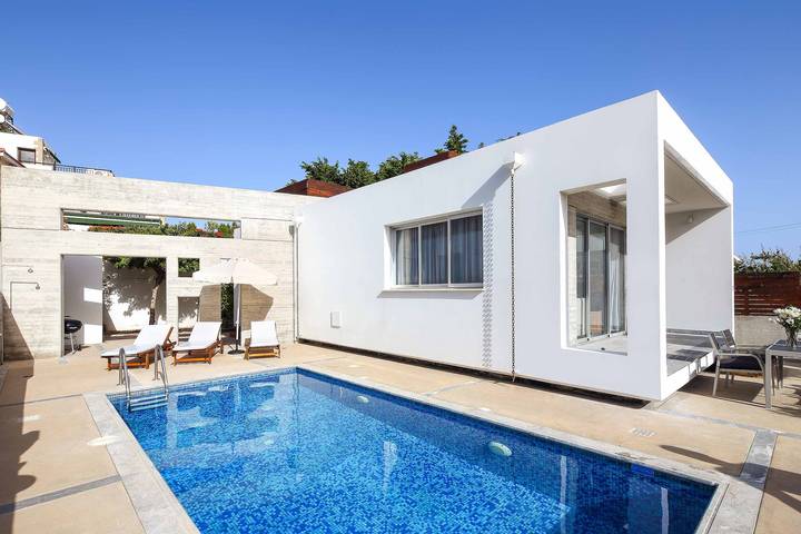 Holiday rental for 2 people, with Terrace in Paphos