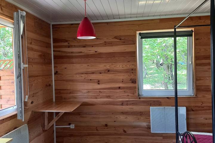 Gîte pour 2 personnes, avec Terrasse ainsi que Jardin et Piscine à Montolieu - 3
