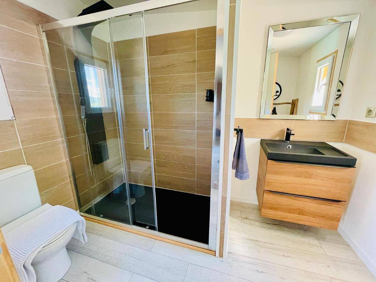 Double Room with Mountain View in Saint-Jean-du-Gard, Parc national des Cévennes