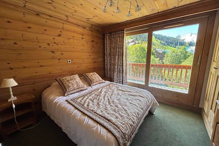 Chalet pour 6 personnes, avec balcon, animaux acceptés dans Méribel - 2