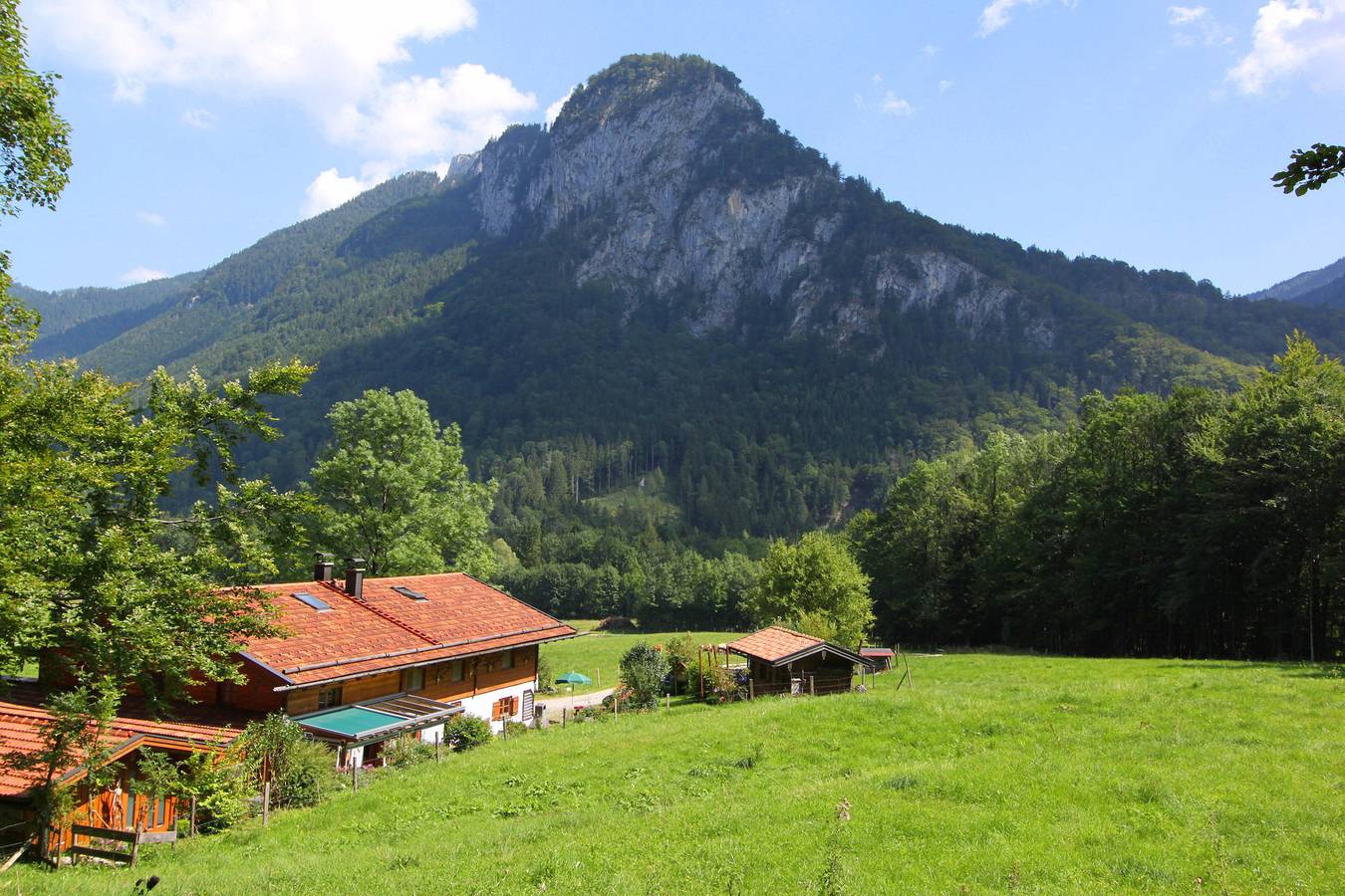 Ganze Ferienwohnung, Ferienwohnungen Haus Waldwinkel - Nagelschmiede - Baubiologische Ferienwohnung 60 qm, zwei separate Schlafzimmer in Aschau im Chiemgau, Bayerische Alpen