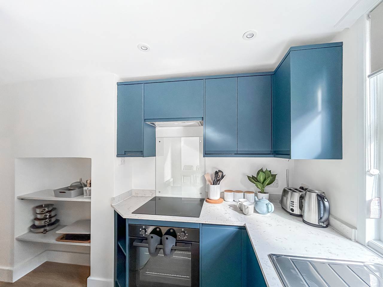 Entire apartment, Pebble Hideaway - Uk50551 in Worthing, West Sussex