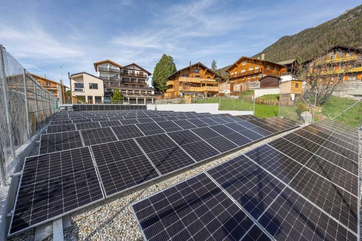 Aktiv Hotel & Spa Hannigalp - Doppelzimmer Economy in Grächen, Walliser Alpen