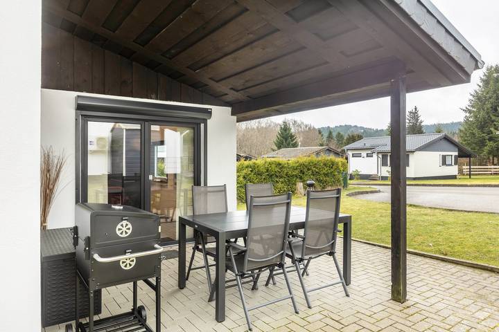 Hütte für 4 Personen, mit Garten, kinderfreundlich in Willingen - 2