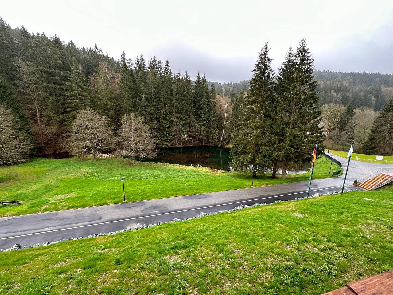 Ganze Wohnung, Schwarzbachtal Doppelzimmer mit Wald und Bergblick in Markneukirchen, Chemnitz und Umgebung