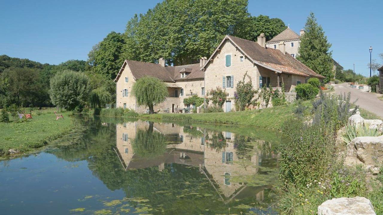 Les Maisons Vigneronnes in Ozenay, Région de Mâcon