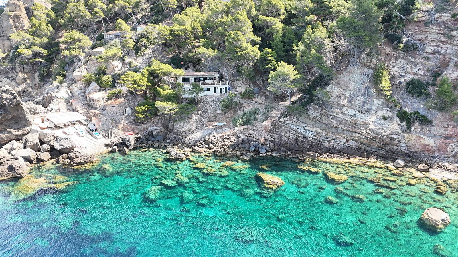 Holiday Home 'Villa Banyalbufar' in front of the beach with stunning sea view in Banyalbufar, West Majorca