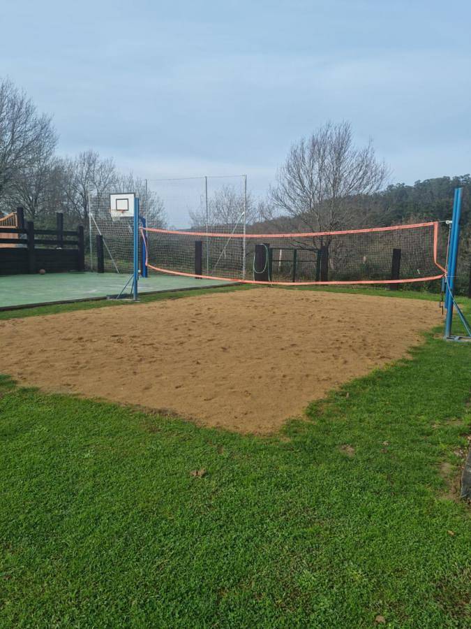 Casa rural para 16 personas, con vistas además de jardín y piscina en el País Vasco - 3