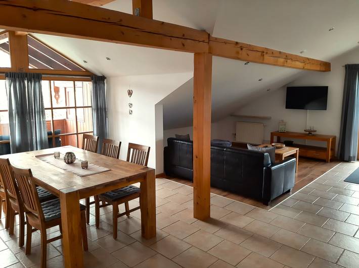 Ganze Wohnung, Ferienwohnung "Beim Schmied Straßkirchen" - in Vogtareuth, Nähe Chiemsee und Rosenheim in Vogtareuth, Landkreis Rosenheim