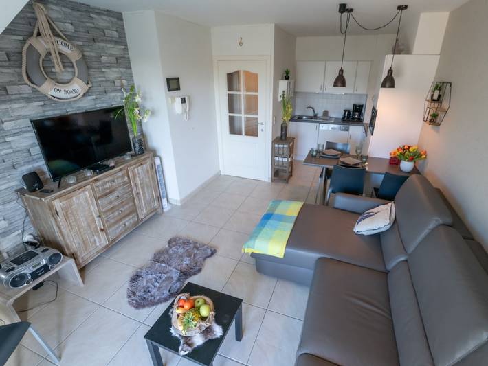 Vakantieappartement voor 4 personen, met balkon en zwembad aan de Belgische Kust