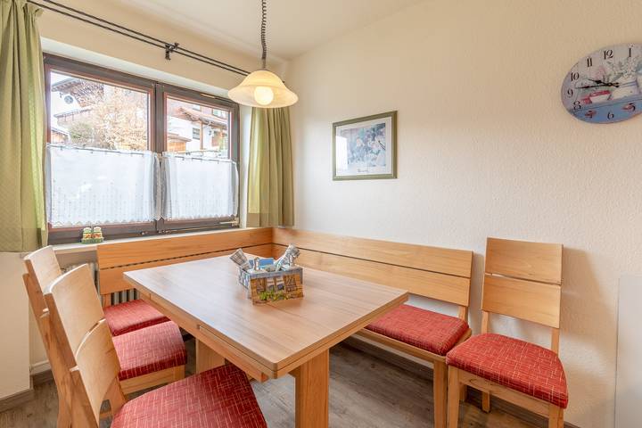 Ferienwohnung für 7 Personen, mit Balkon in Obermaiselstein