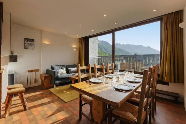 Gîte pour 8 personnes, avec terrasse dans Gare de Montroc-le-Planet - 3