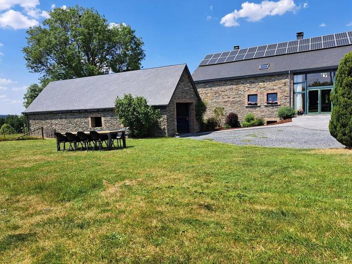 Location de vacances pour 16 personnes, avec vue et jardin, animaux acceptés dans Nadrin - 3