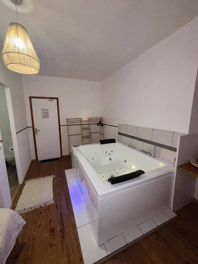 Nali Room in Saint-Roch-de-l'Orbiquet, Région de Lisieux