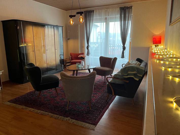 Ganze Wohnung, Vintage-Wohnung 'Auf Dem Karlsberg' mit privater Terrasse in Weilburg, Landkreis Limburg-Weilburg