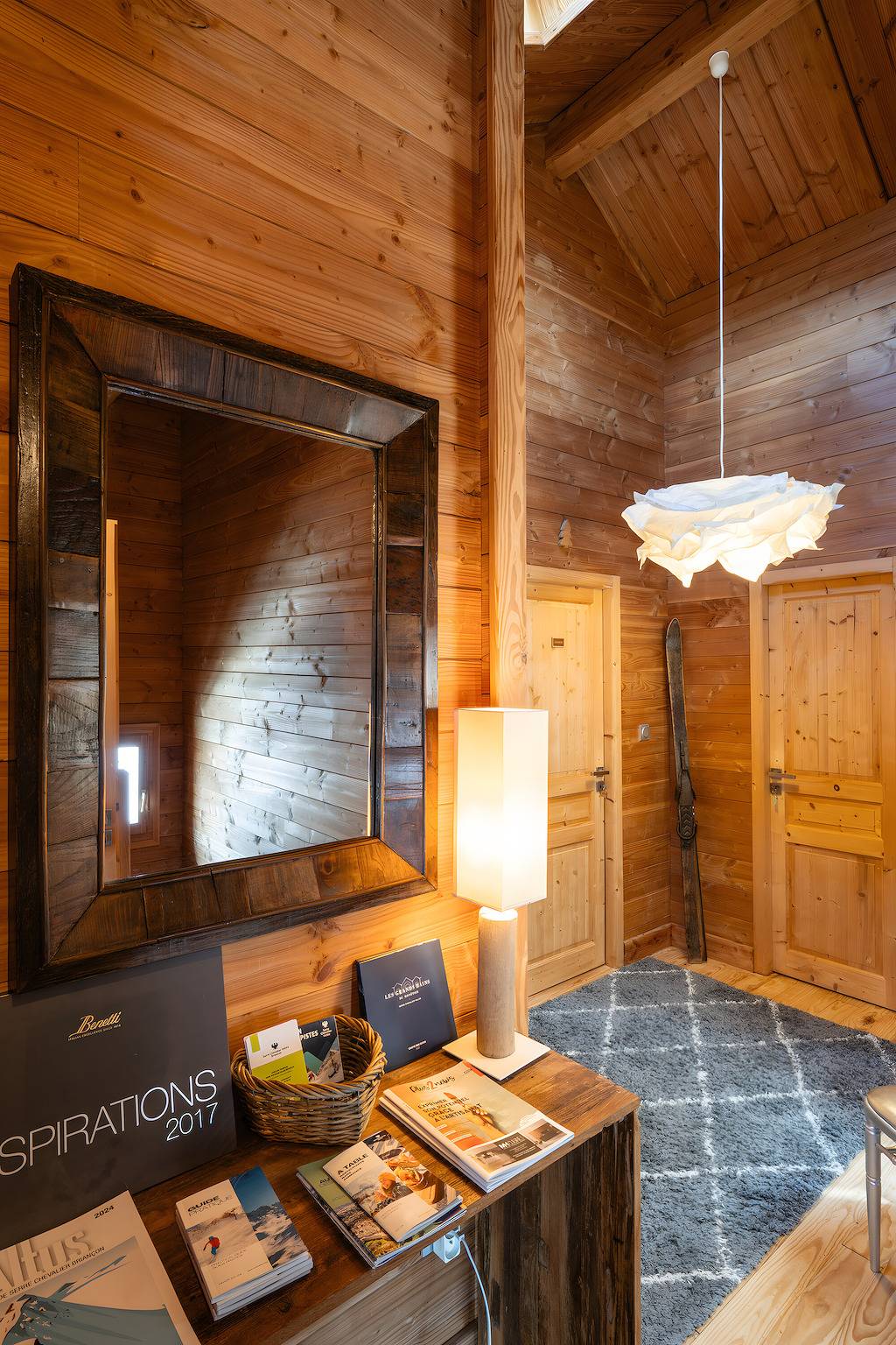 Guest Room 'Chambre Izoard at the Datcha' with Mountain View, Private Terrace and Wi-Fi in Briançon, Serre Chevalier