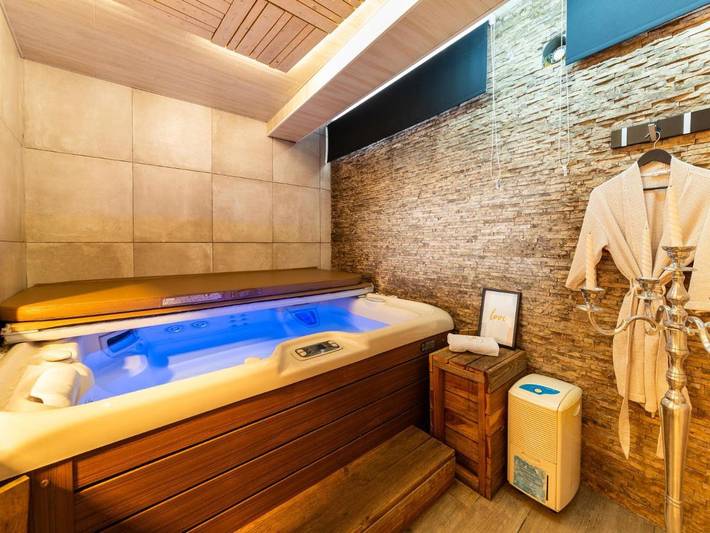 Gîte pour 2 personnes, avec jacuzzi à La Calamine - 4