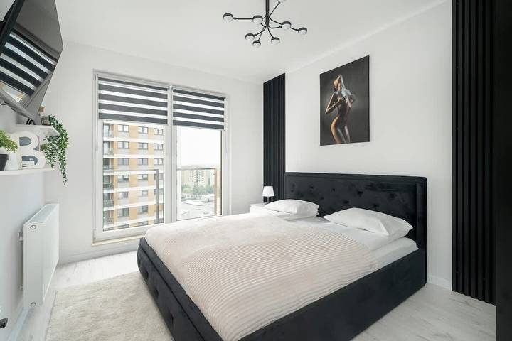 Apartamento entero, Apartment with Balcony on the 10th Floor | Parking and Neighborhood View in Poznań, Gran Polonia (región histórica)
