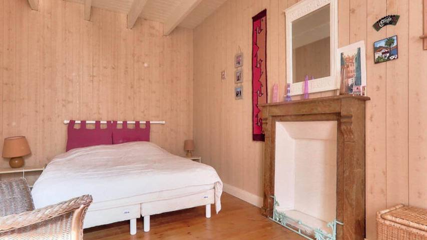 Gîte pour 8 personnes, avec terrasse à Bono - 4