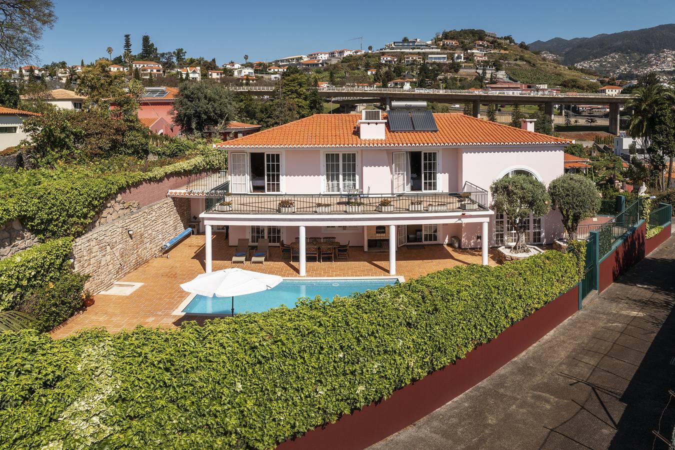 Great family villa in Funchal | Casa Petronella in São Martinho, Île de Madère