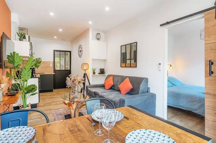 Ferielejlighed for 4 personer, med jacuzzi i Lyon