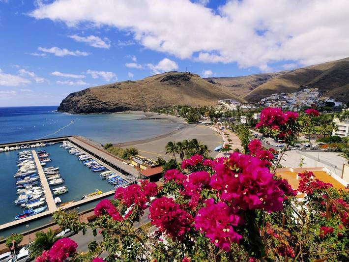 Apartamento para 4 personas, con vistas además de piscina y terraza, Se admiten mascotas en San Sebastián de la Gomera