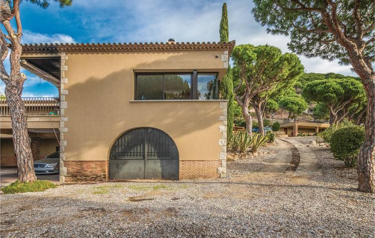 Ferienhaus für 8 Personen, mit Pool und Garten, mit Haustier in Pineda de Mar - 2