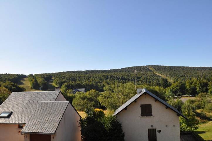 Location de vacances pour 10 personnes, avec jardin et vue, animaux acceptés à Prades-d'Aubrac - 3