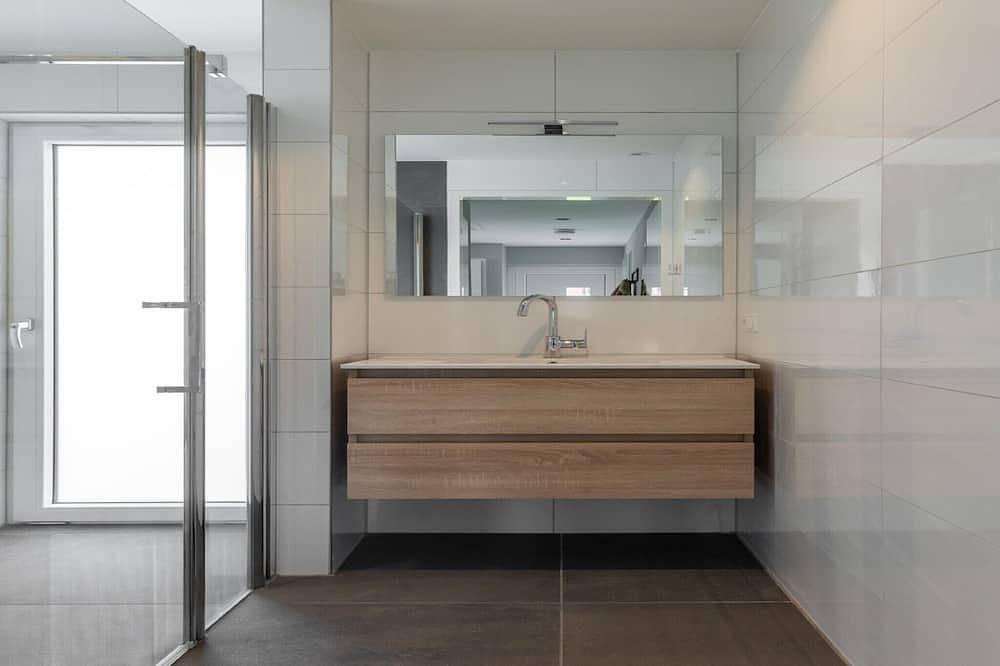 Öko-Villa am Waldrand in den Niederlanden in Oirschot, Nordbrabant