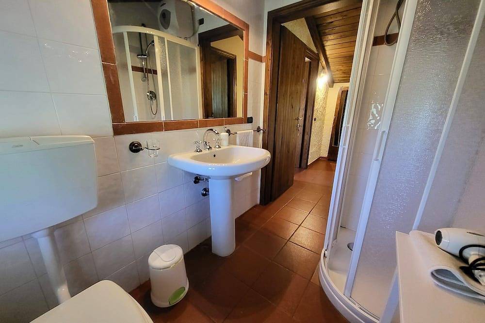 Fabulous  Romantic Cottage met prive zwembad in Castelnuovo di Garfagnana, Garfagnana
