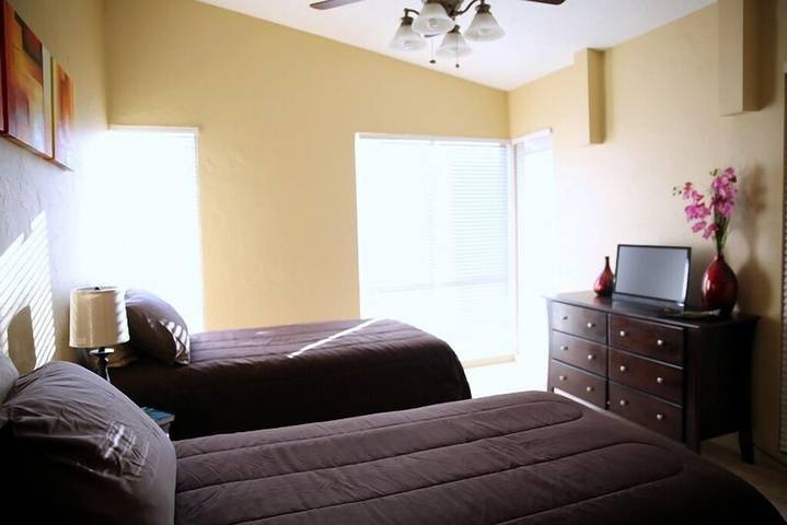 Vacation rental for 4 people, with balcony and pool in Waikoloa Village