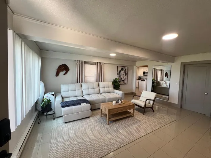 Apartamento de vacaciones para 4 personas, con vistas al lago además de jardín y vistas - 1