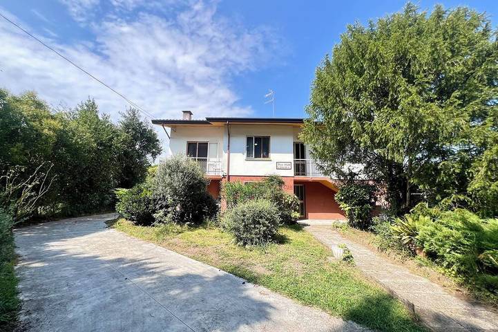 Dom wakacyjny dla 14 osób, z ogród i balkon w Lignano Sabbiadoro