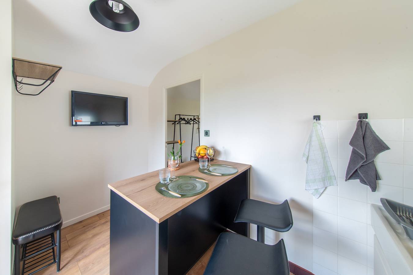 Apartamento entero, Apartamento de vacaciones para 2 personas con jardín in L'Isle-Jourdain (Vienne), Vienne