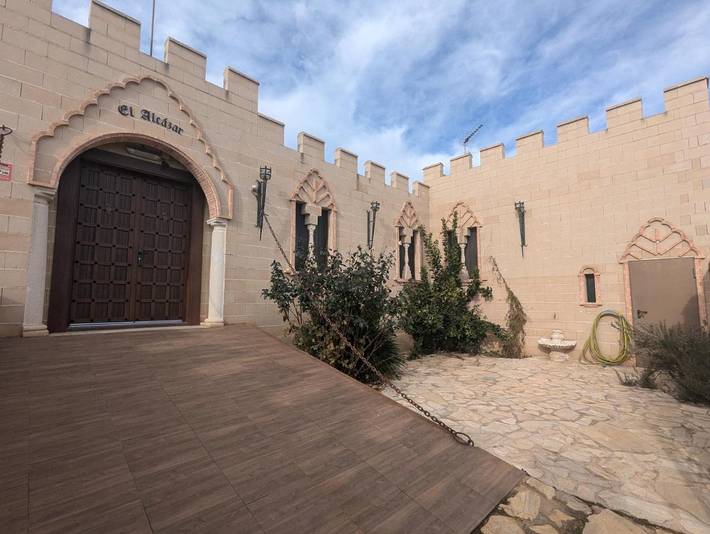 Chalet para 15 personas, con jardín además de piscina y vistas, Se admiten mascotas en Provincia de Ciudad Real - 3